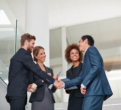 cropped shot of businesspeople shaking hands